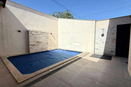 Casa à venda com 3 suítes em Jardim dos Ipes, Três Lagoas, MS