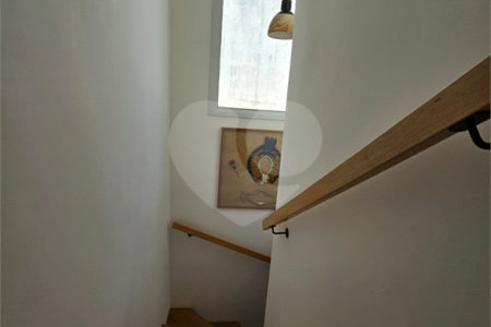 Sobrado à venda com 3 quartos, sendo 2 suítes, em Chácara Monte Alegre, São Paulo, SP