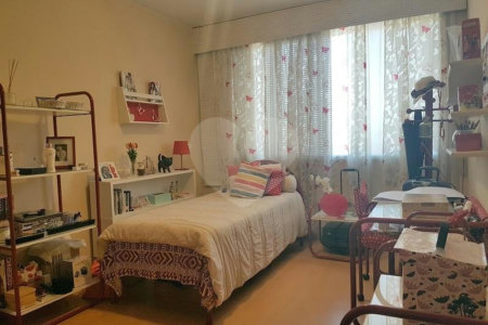 Apartamento à venda com 3 quartos, sendo 1 suíte, em Bom Retiro, São Paulo, SP