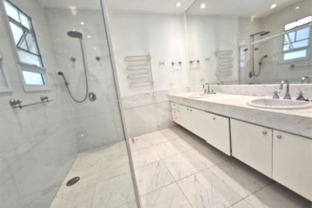 Casa à venda com 4 suítes no condomínio Chácara Flora, São Paulo - SP