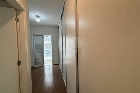 Apartamento para alugar com 3 quartos, sendo 1 suíte, em Barra Funda, São Paulo, SP