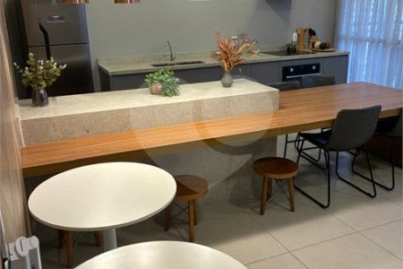 Apartamento para locação na Pompéia | 52 m² | 2 dormitórios (1 suíte) | 1 vaga