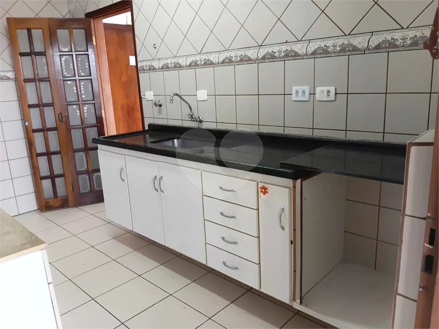 Apartamento à venda ou para alugar com 2 quartos, sendo 1 suíte,  no Centro, São Roque, SP