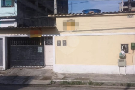 Casa à venda com 3 quartos em Santíssimo, Rio de Janeiro, RJ