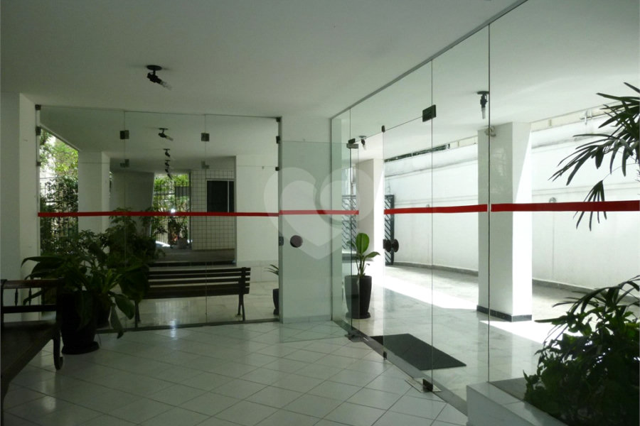 Apartamento à venda com 3 quartos, sendo 1 suíte, em Paraíso, São Paulo, SP