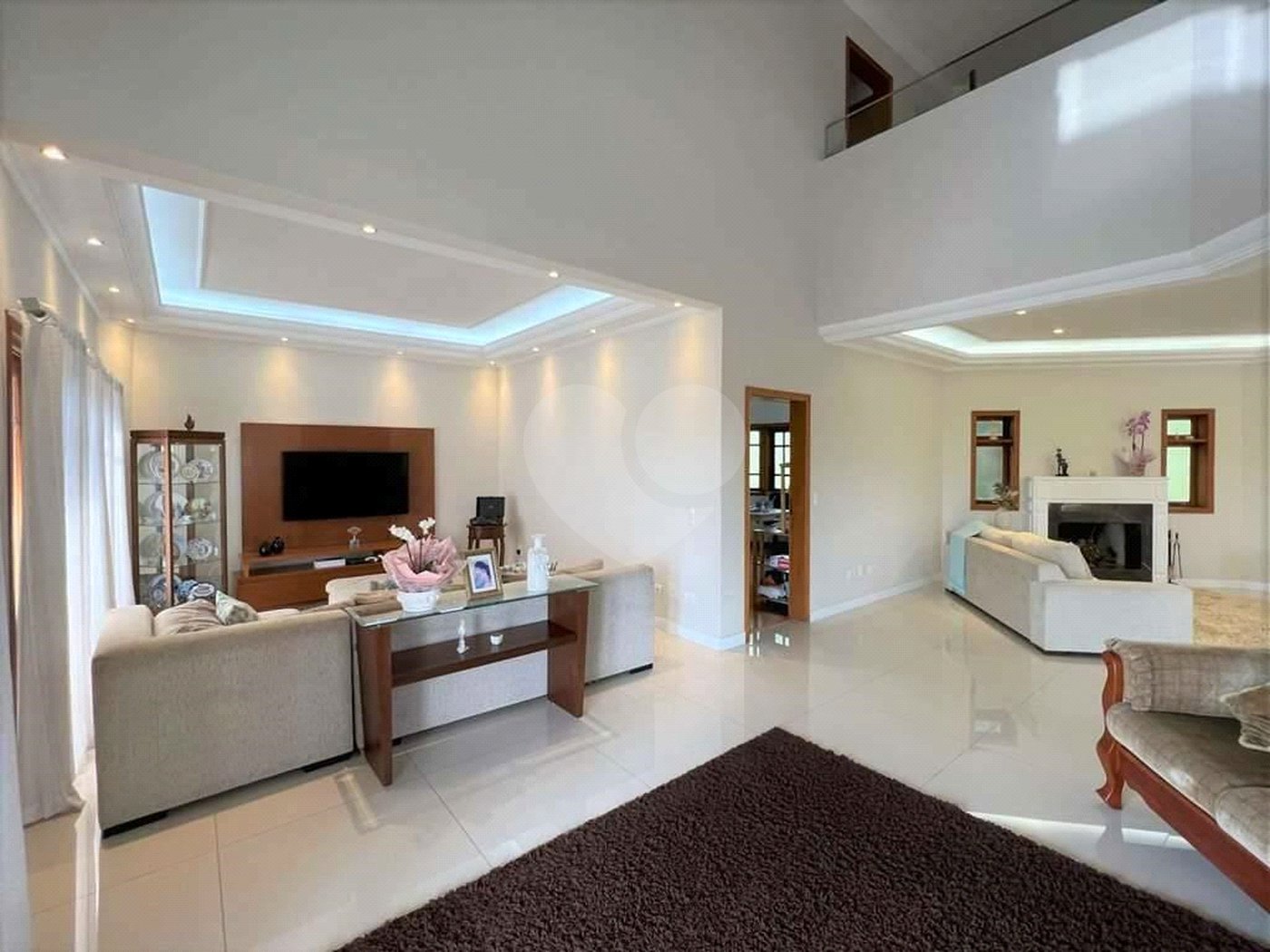 Casa à venda com 4 quartos, sendo 3 suítes, em Jardim Passárgada I, Cotia, SP