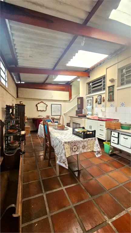 Casa de Vila à venda com 4 quartos, sendo 2 suítes, em Sumarezinho, São Paulo, SP