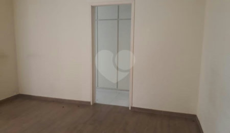 Casa à venda com 4 quartos, sendo 2 suítes,  em Santana, São Paulo, SP