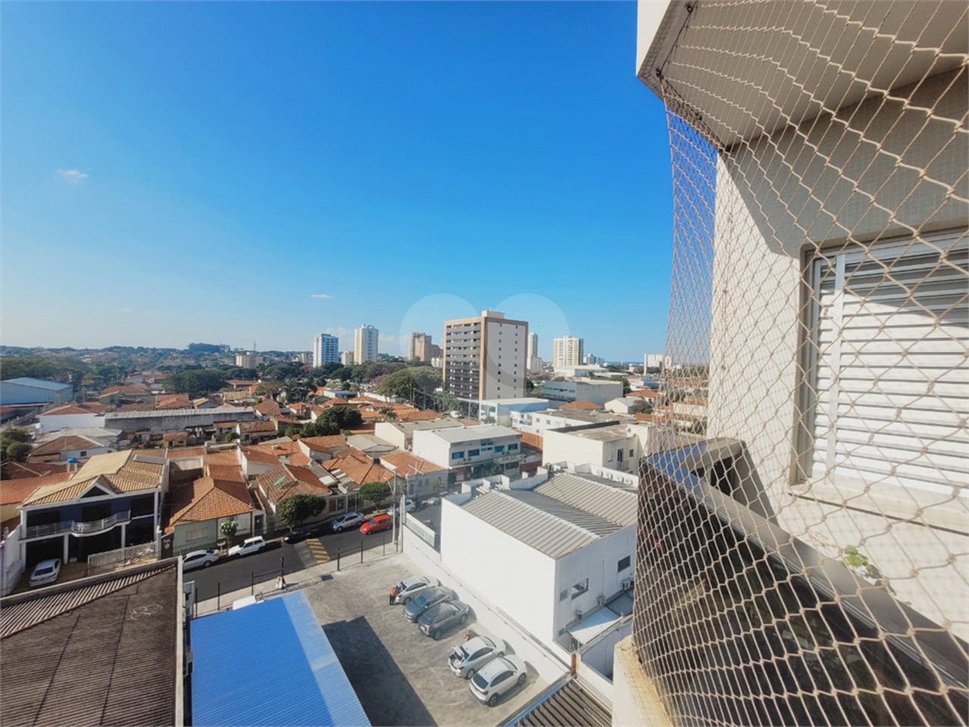 Apartamento à venda com 3 quartos, sendo 1 suíte,  no Centro, Indaiatuba, SP