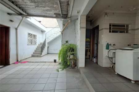 Sobrado à venda com 3 quartos, sendo 1 suíte,  em Vila Romana, São Paulo, SP