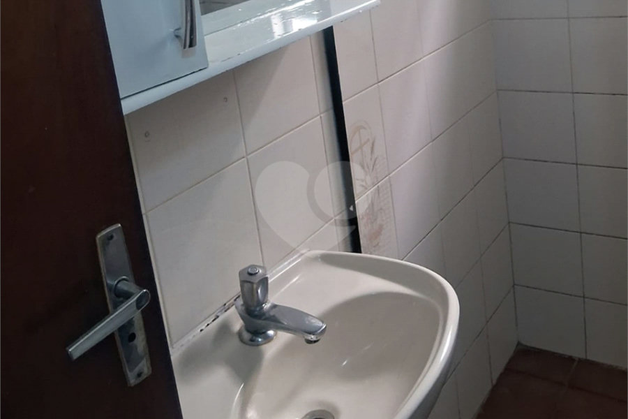 Casa à venda com 2 quartos em Horto, São Paulo, SP