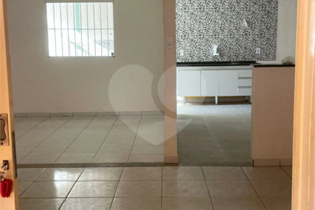 Casa à venda com 6 quartos, sendo 2 suítes, em Novo Eldorado, Contagem, MG