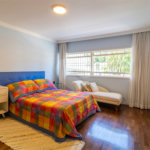 Casa à venda com 3 quartos, sendo 1 suíte, em Alto da Boa Vista, São Paulo, SP