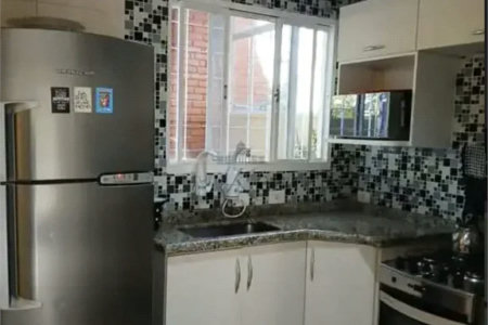 Casa de Vila à venda com 2 suítes no condomínio Parque Ipê Vermelho, Sorocaba - SP