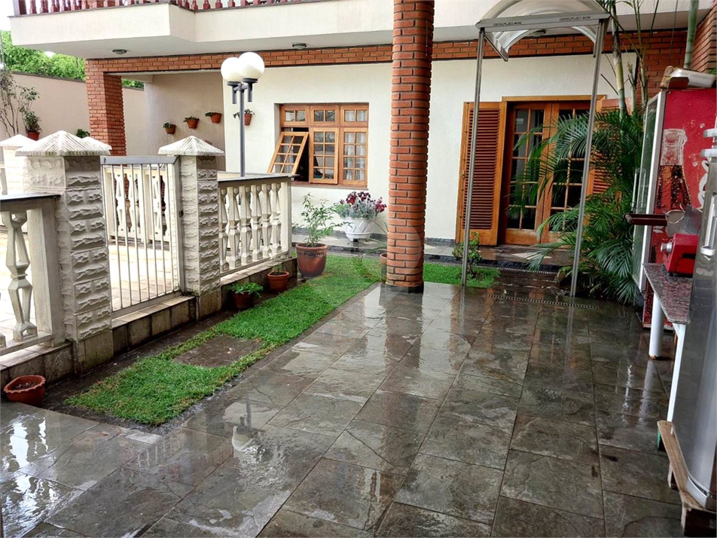 Casa à venda com 4 quartos, sendo 2 suítes,  em Jardim Japão, São Paulo, SP