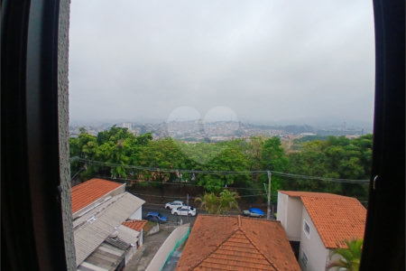 Apartamento à venda com 2 quartos em Vila dos Remédios, São Paulo, SP
