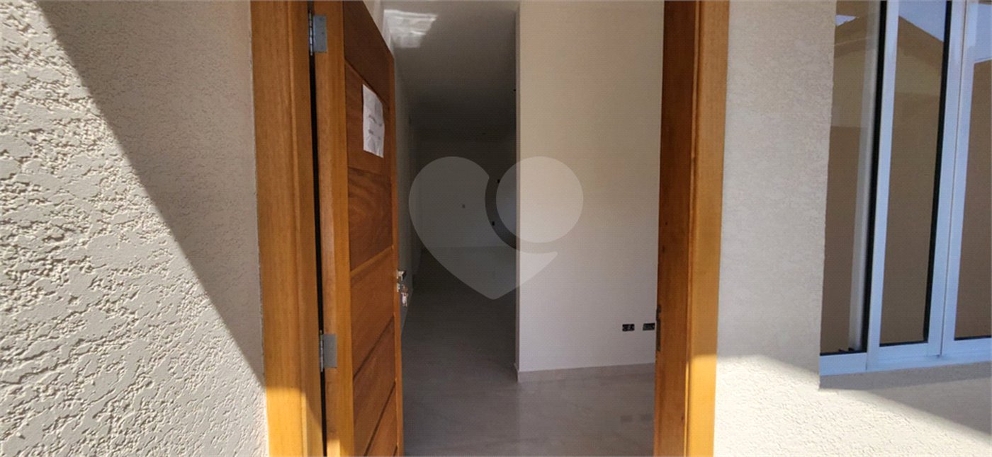 Casa à venda com 2 suítes no condomínio Vilagio, Atibaia - SP
