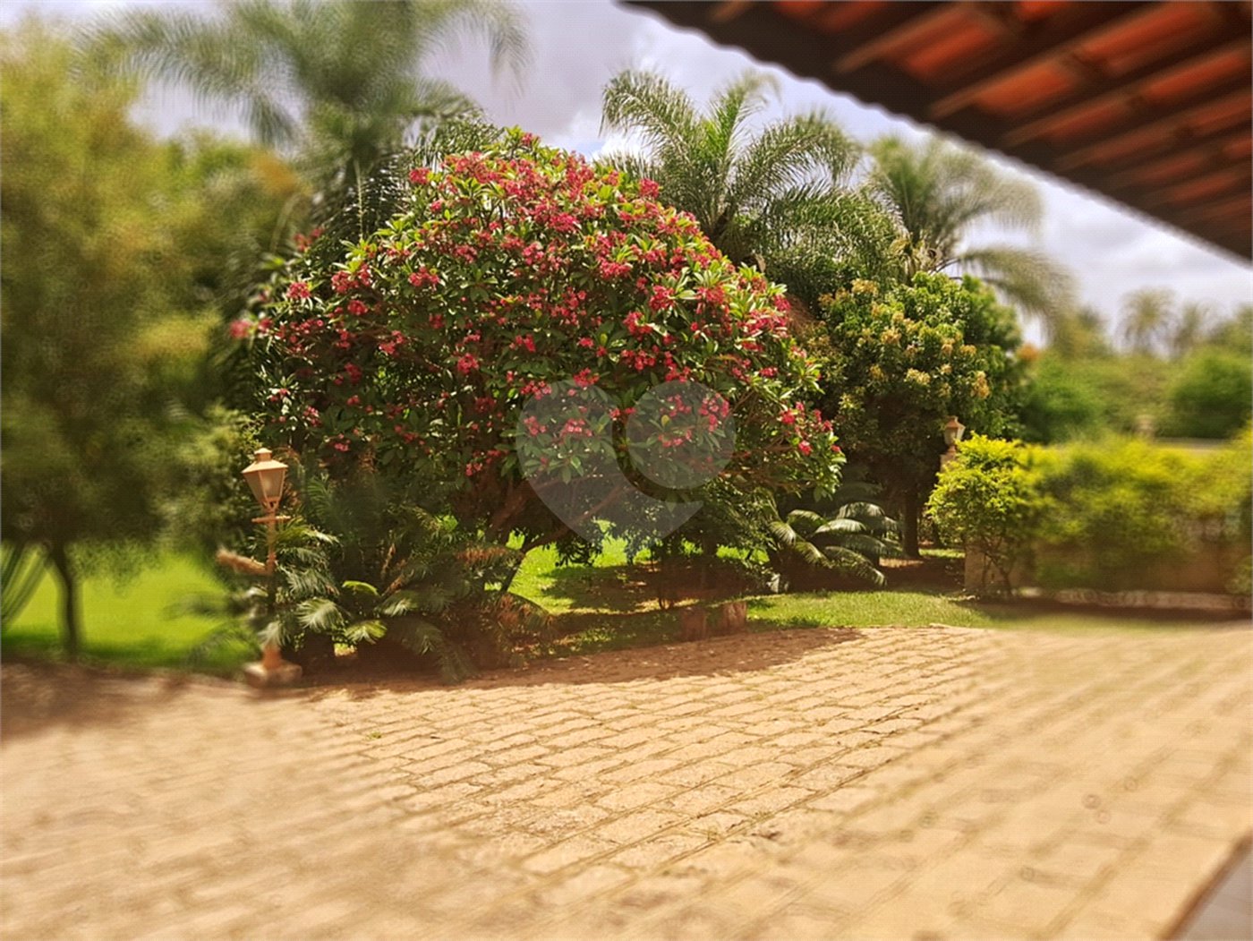 Casa à venda com 3 quartos, sendo 1 suíte, no condomínio Acmti - Colinas do Mosteiro, Terras de Itaici e Recanto dos Pássaros, Indaiatuba - SP