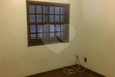 Casa à venda com 4 quartos, sendo 1 suíte, em Jardim Brasília (zona Leste), São Paulo, SP