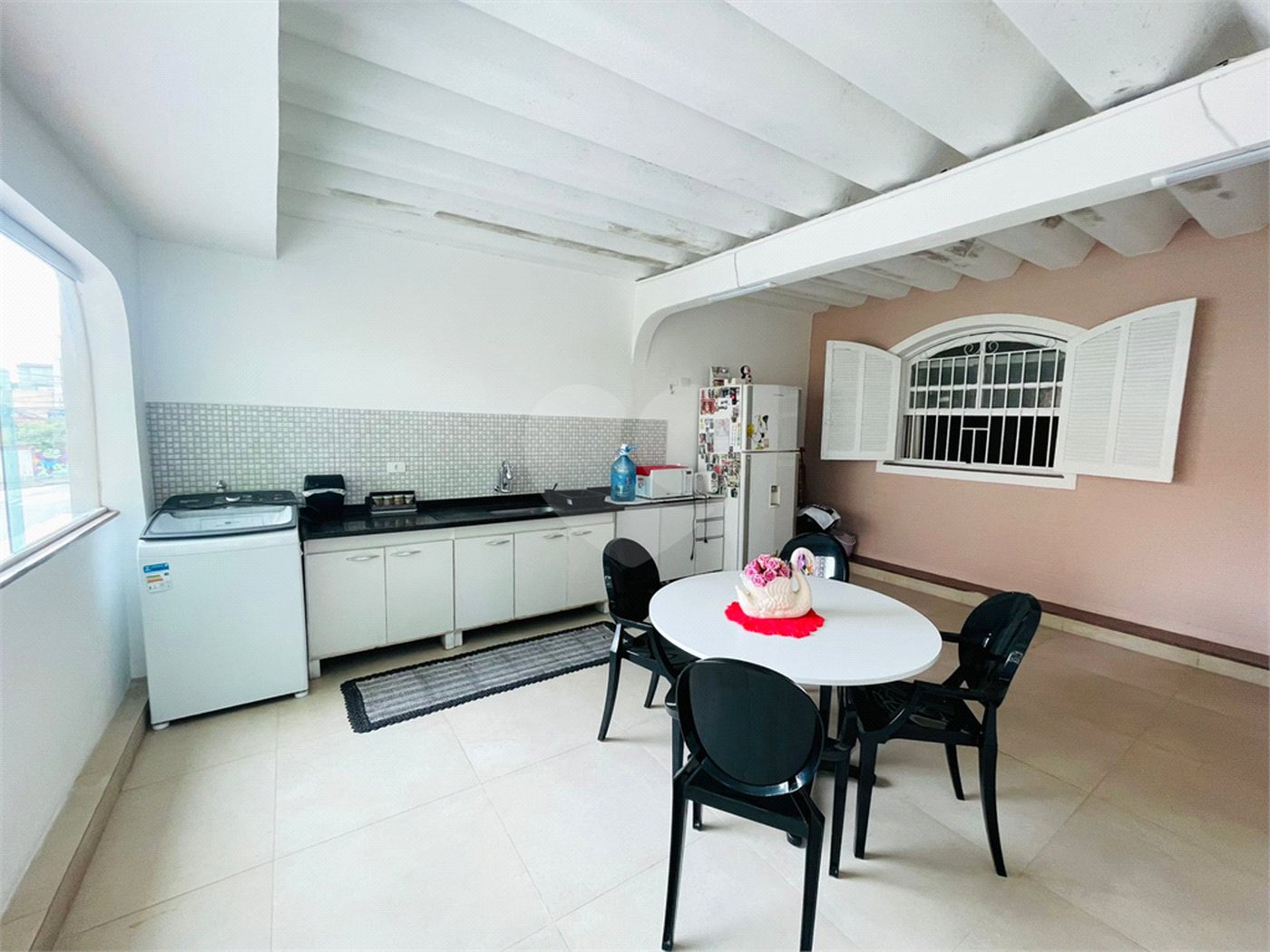 Casa à venda com 4 quartos, sendo 1 suíte,  em Jardim Stella, Santo André, SP