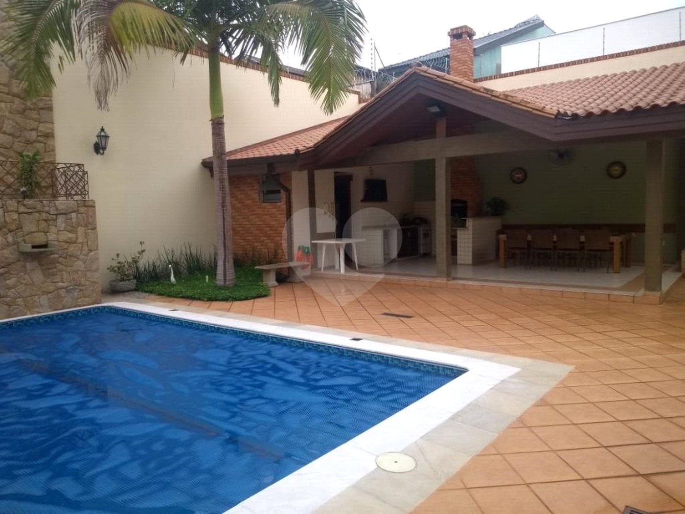 Sobrado à venda com 4 quartos, sendo 2 suítes,  em Jardim Eltonville, Sorocaba, SP