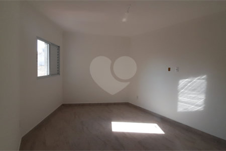 Casa à venda com 2 quartos no condomínio Residencial Luta, São Paulo - SP