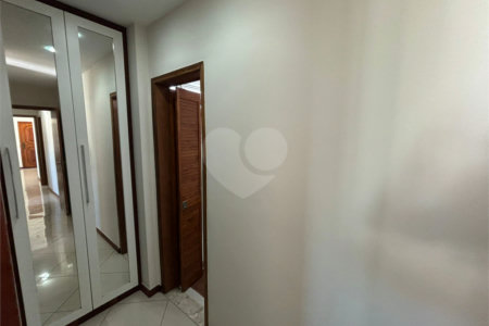 Cobertura à venda com 4 quartos, sendo 1 suíte, em Vila Isabel, Rio de Janeiro, RJ