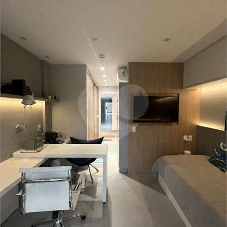 Apartamento à venda ou para alugar com 1 quarto em Pinheiros, São Paulo, SP