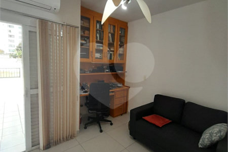 Casa à venda com 4 quartos, sendo 1 suíte, em Vila Guarani, Jundiaí, SP