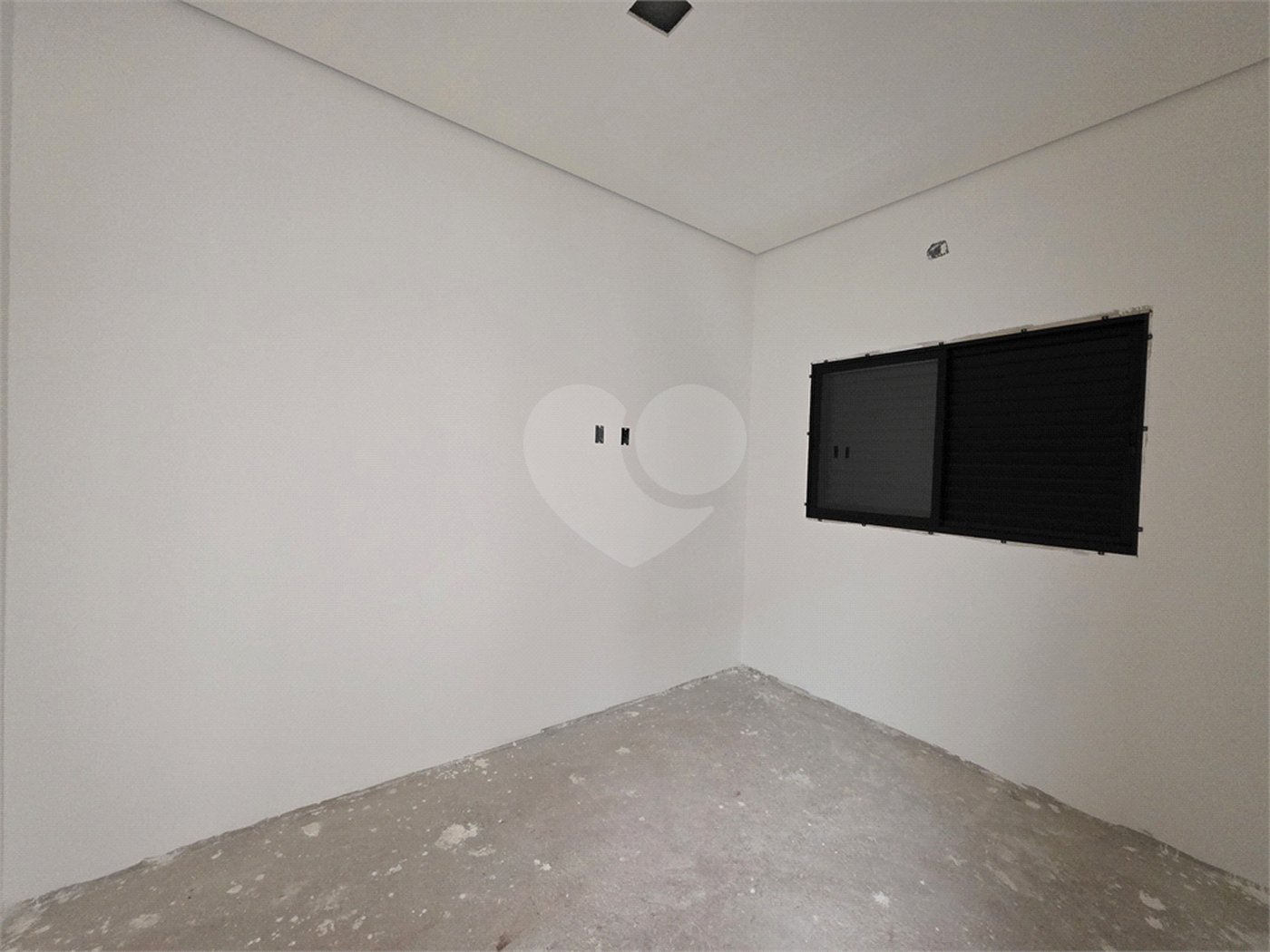 Casa à venda com 3 quartos, sendo 1 suíte,  no condomínio Reserva Ipanema I, Sorocaba - SP