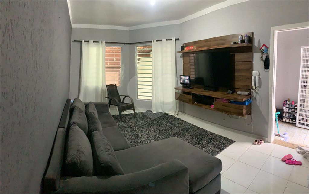 Casa à venda com 2 quartos em Vila Lavínia, Mogi das Cruzes, SP