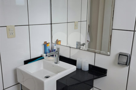 Cobertura à venda com 3 suítes em Enseada, Guarujá, SP