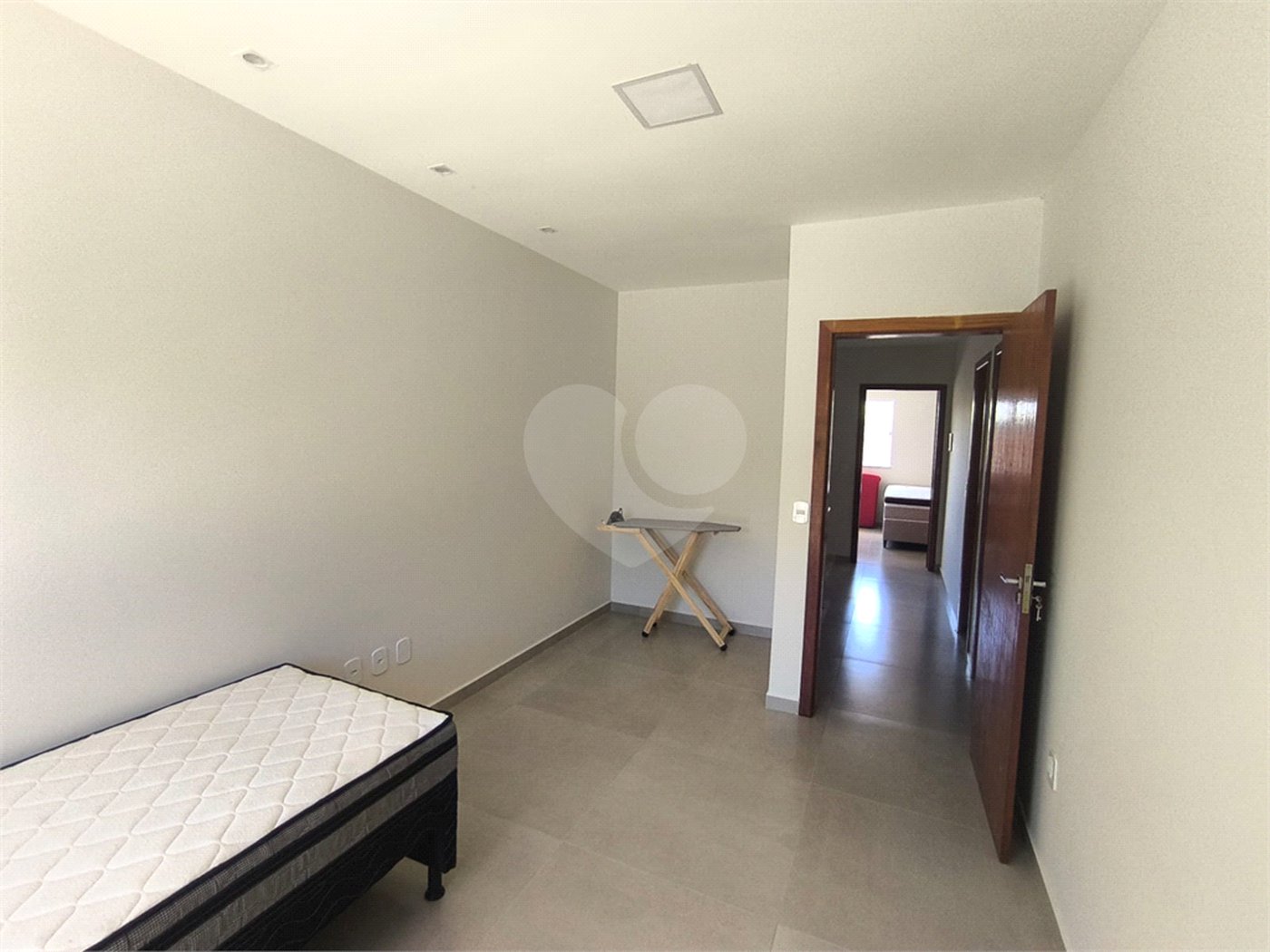 Duplex à venda com 3 quartos, sendo 1 suíte, em Taperapuan, Porto Seguro, BA