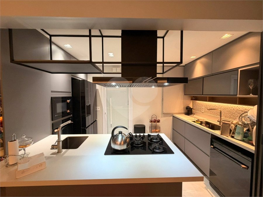 Apartamento à venda com 3 quartos, sendo 1 suíte,  em Granja Julieta, São Paulo, SP