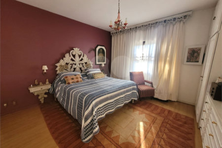 Sobrado à venda com 3 quartos, sendo 1 suíte, em Vila Hamburguesa, São Paulo, SP