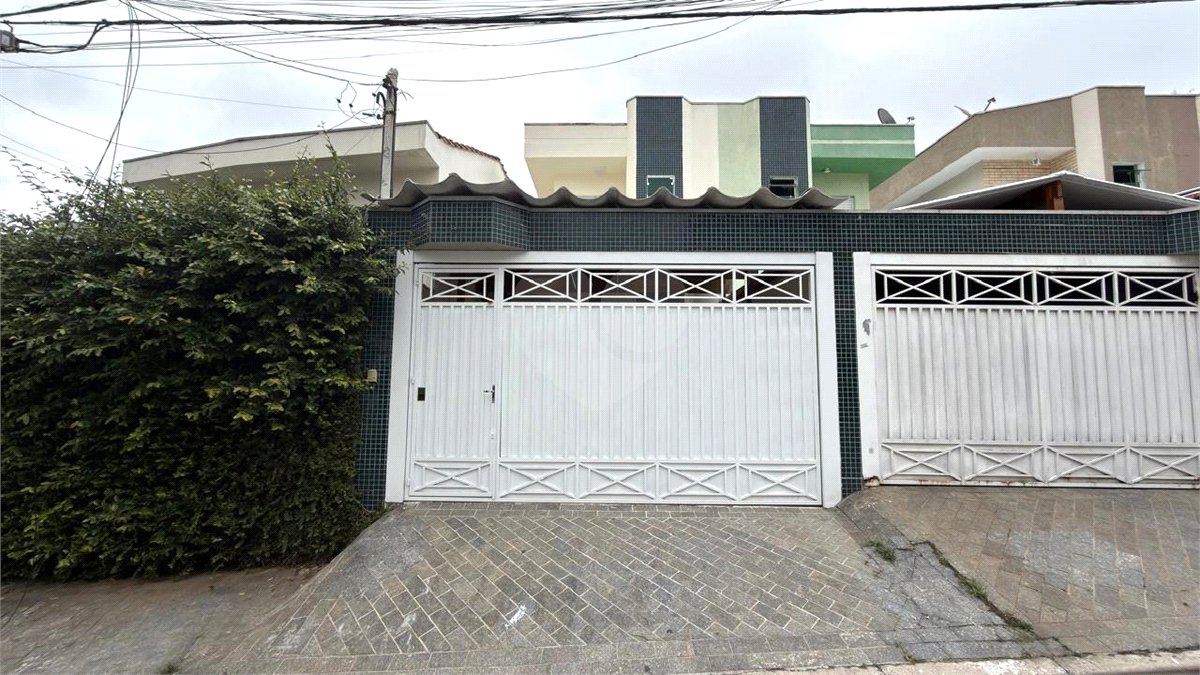 Sobrado à venda com 3 quartos, sendo 1 suíte, em Jardim Vila Formosa, São Paulo, SP