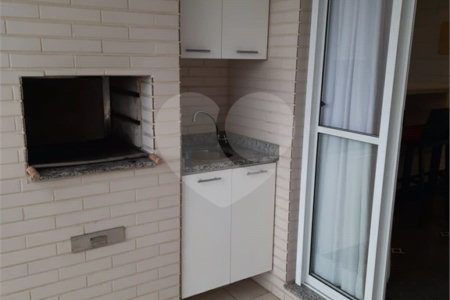Apartamento à venda ou para alugar com 3 quartos, sendo 1 suíte, em Cidade São Francisco, São Paulo, SP