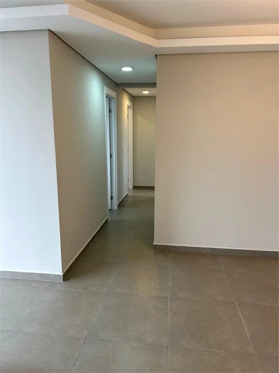 Apartamento à venda com 3 quartos, sendo 1 suíte, em Jardim Caboré, São Paulo, SP