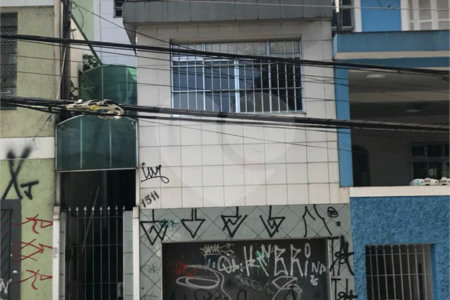 Sobrado à venda com 4 quartos, sendo 2 suítes,  em Vila Pompéia, São Paulo, SP