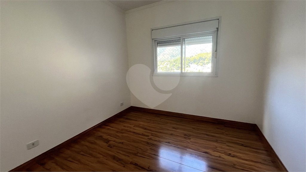 Sobrado à venda com 3 suítes em Jardim Maristela, Atibaia, SP