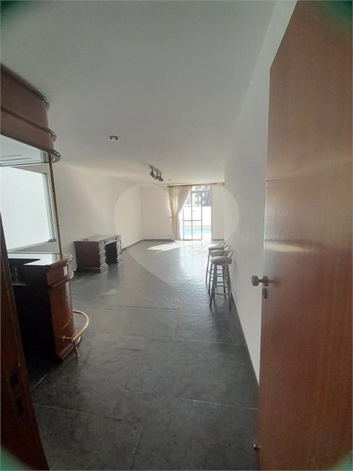 Casa para alugar com 3 quartos, sendo 1 suíte,  em Vila Sônia, São Paulo, SP