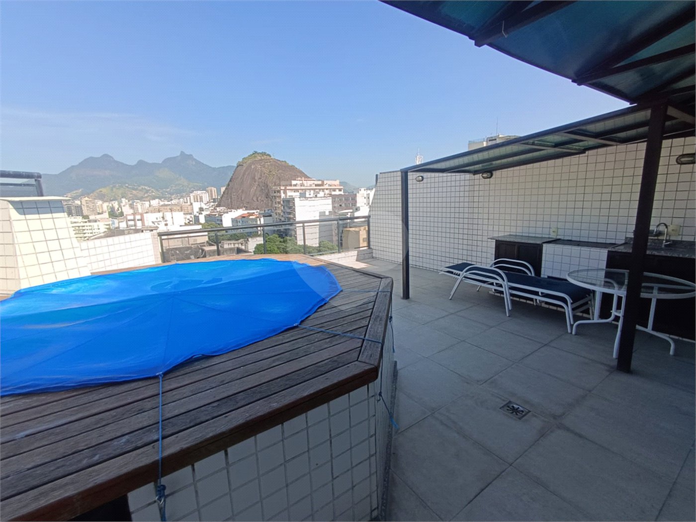 Cobertura à venda com 3 quartos, sendo 1 suíte, em Tijuca, Rio de Janeiro, RJ