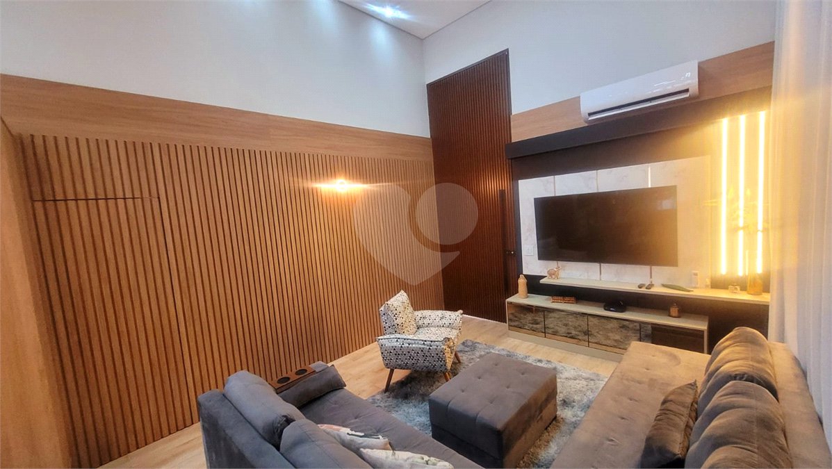Casa à venda com 4 suítes no condomínio Sta Morriz, Campinas - SP