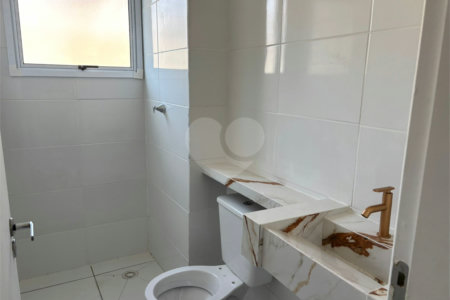 Apartamento à venda com 2 quartos em Jardim Rodrigues Alves, Ferraz de Vasconcelos, SP