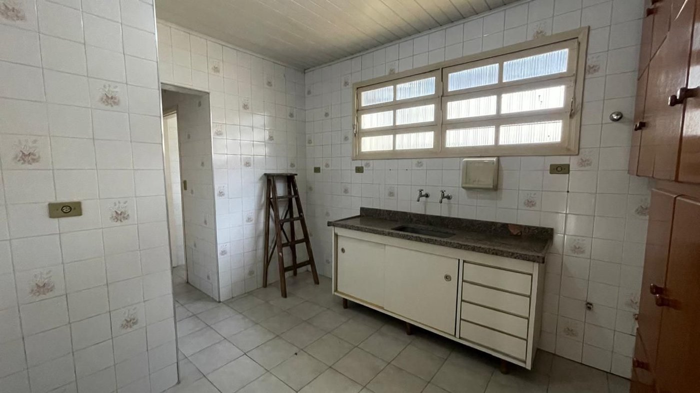 Casa com 5 dormitórios para alugar, 300 m² por R$ 10.780,00/mês - Ponta da Praia - Santos/SP