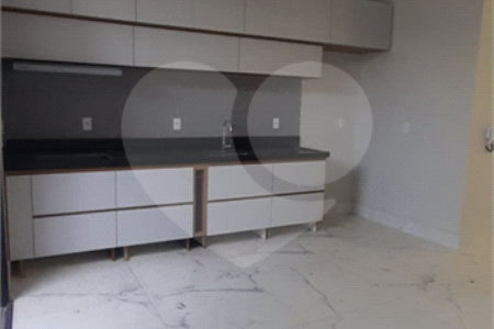 Sobrado à venda com 3 suítes em Vila Avaí, Indaiatuba, SP
