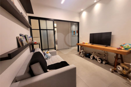 Apartamento à venda com 4 quartos, sendo 1 suíte,  em Ipanema, Rio de Janeiro, RJ