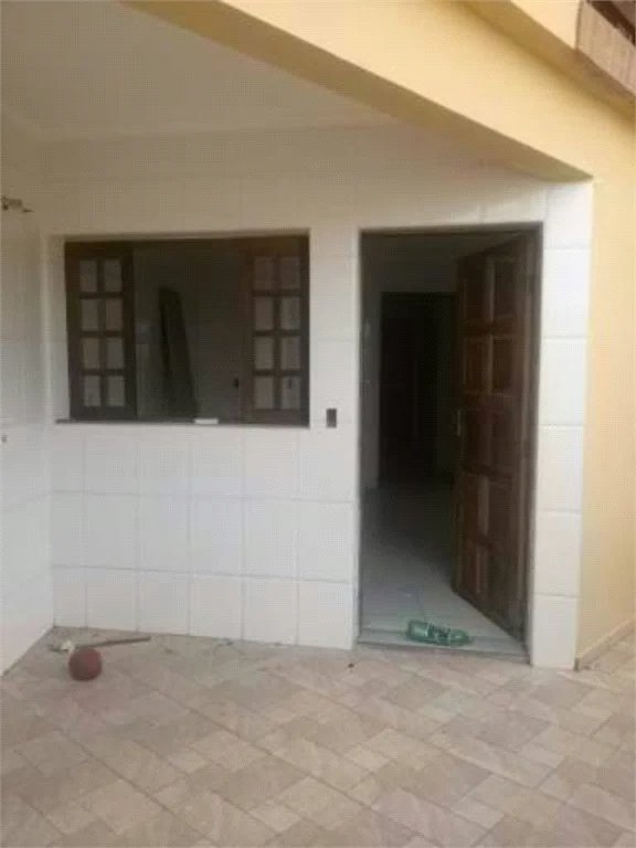 Sobrado à venda com 3 quartos, sendo 1 suíte,  em Jardim Monte Kemel, São Paulo, SP