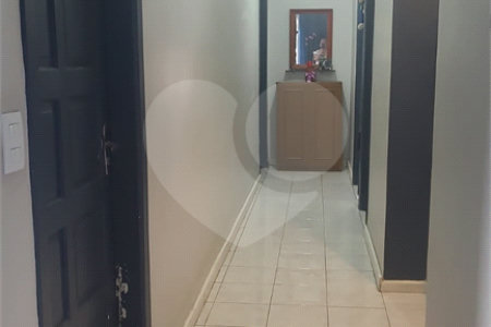 Sobrado à venda com 5 quartos, sendo 2 suítes, em Rio Pequeno, São Paulo, SP