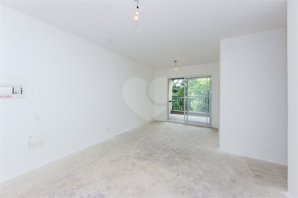 Apartamento à venda com 3 quartos, sendo 1 suíte, em Santo Amaro, São Paulo, SP